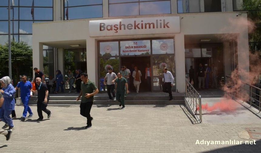 Hastanede Gerçeğini Aratmayan Acil Durum Tatbikatı