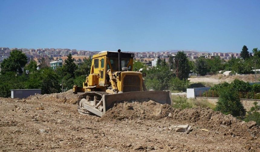 Çırçır Deresi'ndeki Kaçak Döküme Belediye Müdahalesi