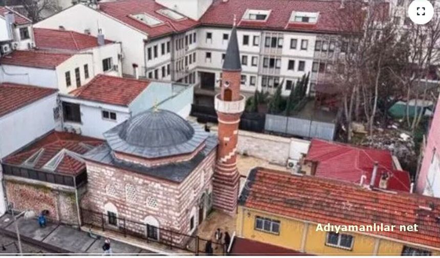 İstanbul’da Tarihi Mimar Mehmet Ağa Camii Yeniden İbadete Açıldı