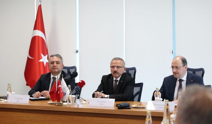 TBMM Komisyonu dijital riskler ve okul olayları için BTK'da incelemelerde bulundu