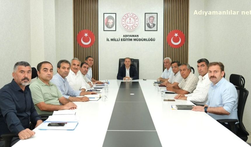 Adıyaman'da Eğitim Çalışmaları Haftalık Toplantıda Değerlendirildi