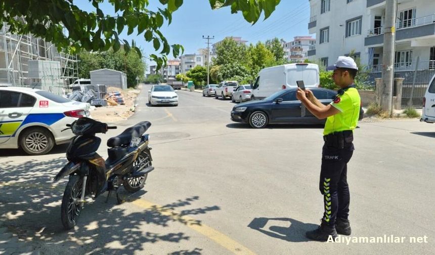 Adıyaman'da Kavşakta Motosiklet Kazası