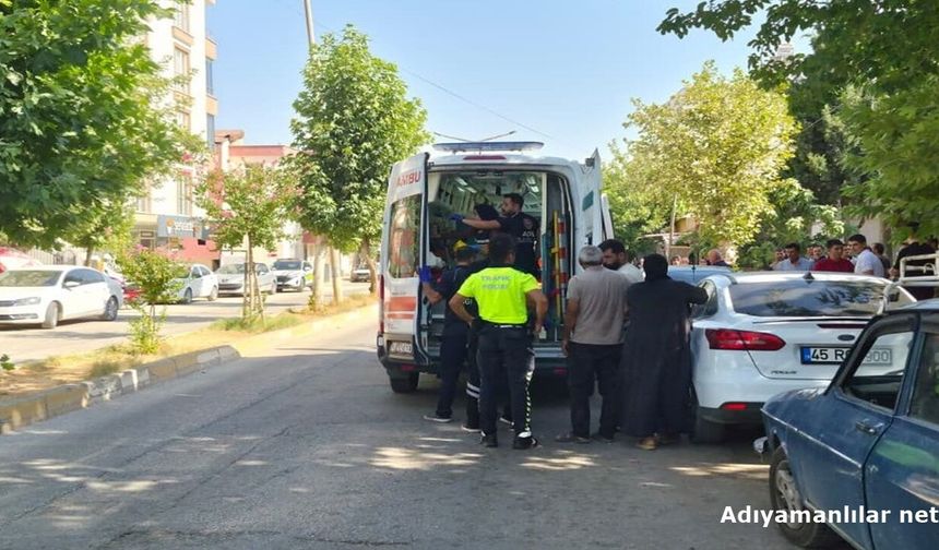 Adıyaman'da Otomobilin Çarptığı 7 Yaşındaki Çocuk Yaralandı
