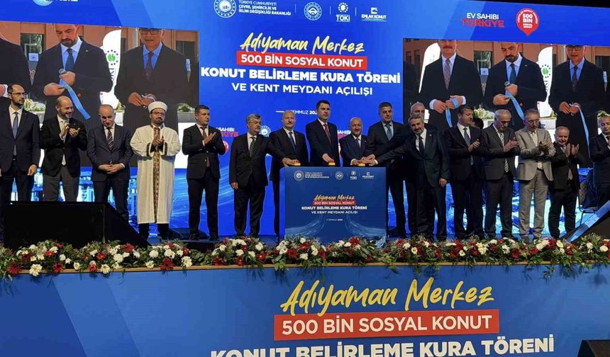 Bakan Kurum: 'Adıyaman yıkıldığı yerden doğruldu'