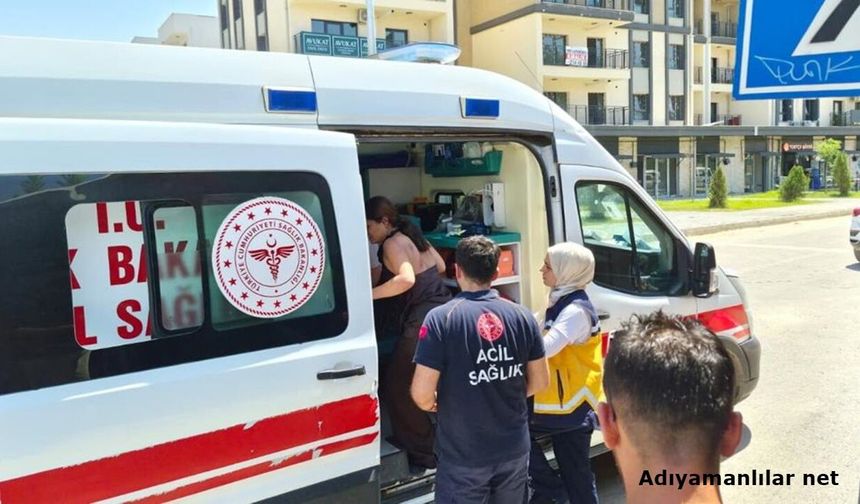 Atatürk Bulvarı'nda Motosiklet Kazası 2 Yaralı