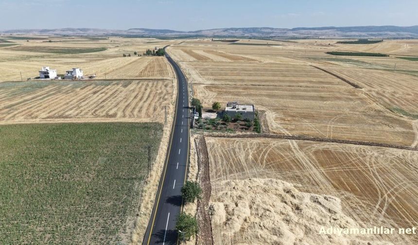 Besni'de Sıcak Asfalt Çalışmalarında 27 Kilometre Tamamlandı
