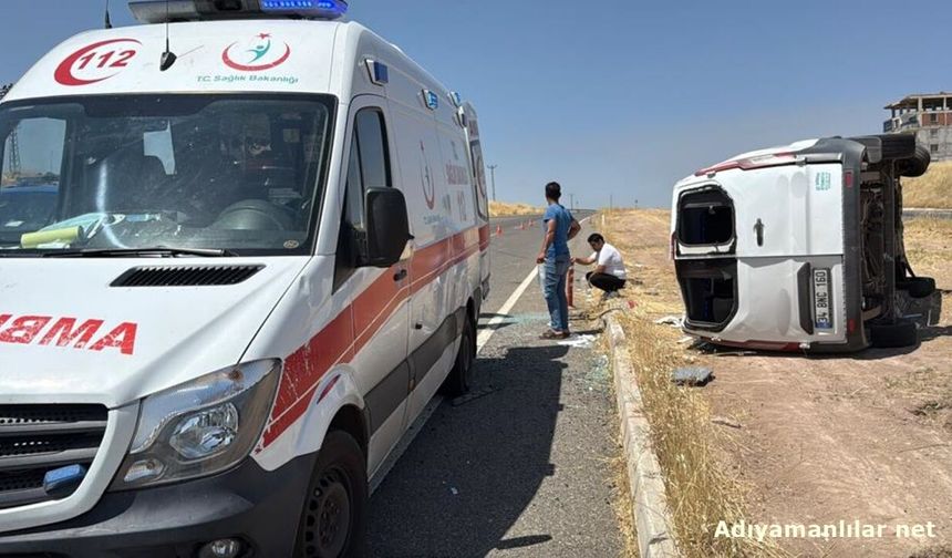 Diyarbakır'da Engelli Servisi Kaza Yaptı 19 Yaralı