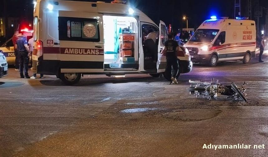 Yeni Mahalle'de Otomobil İle Motosiklet Çarpıştı 1 Yaralı