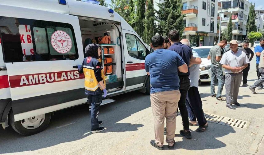 Adıyaman'da minibüs ile motosiklet çarpıştı: 2 Yaralı