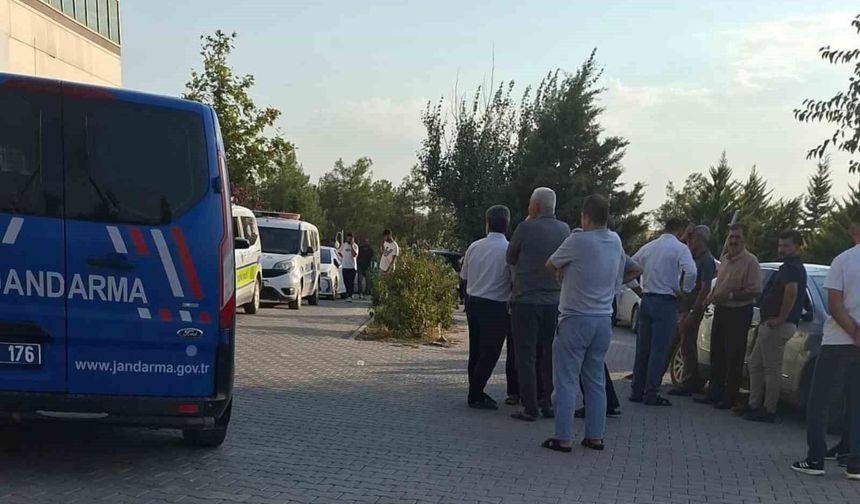 Motosiklet ile pikap çarpıştı: 1 ölü