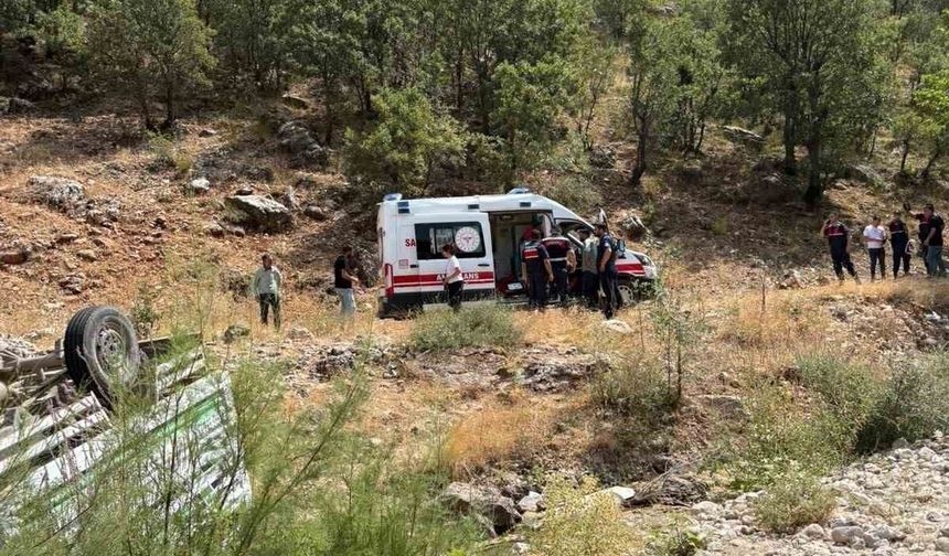 Şehit babası trafik kazasında hayatını kaybetti
