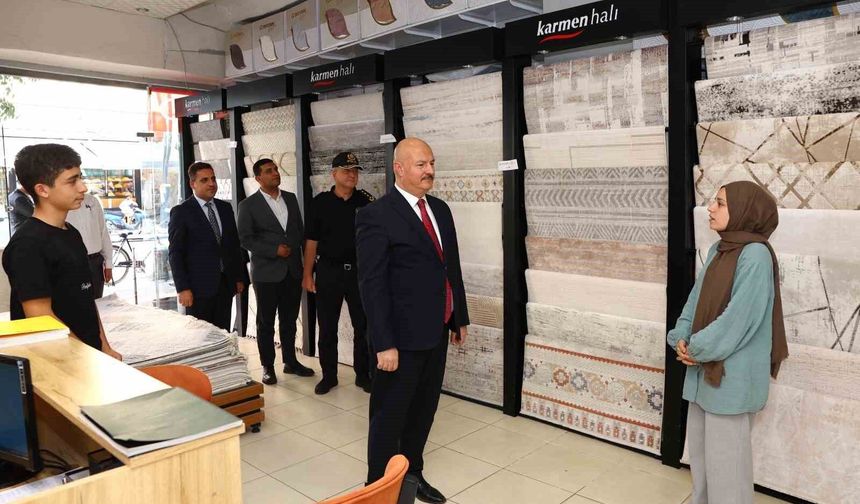 Vali Küçük, esnafın taleplerini dinledi