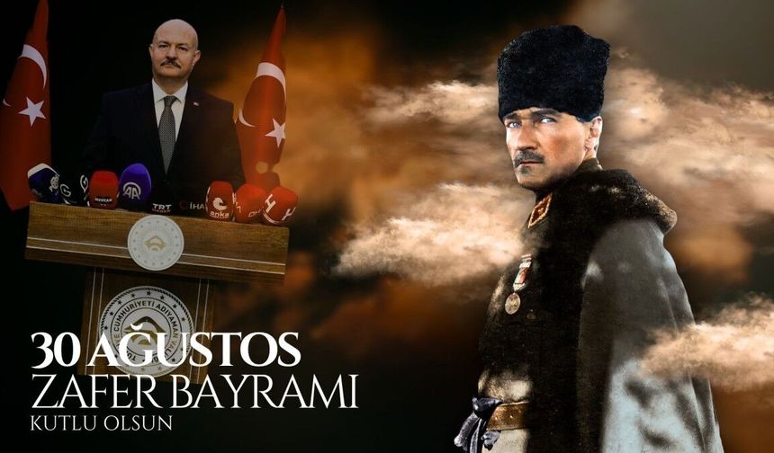 Vali Küçük: 'Türkiye Cumhuriyeti ilelebet payidar kalacaktır'