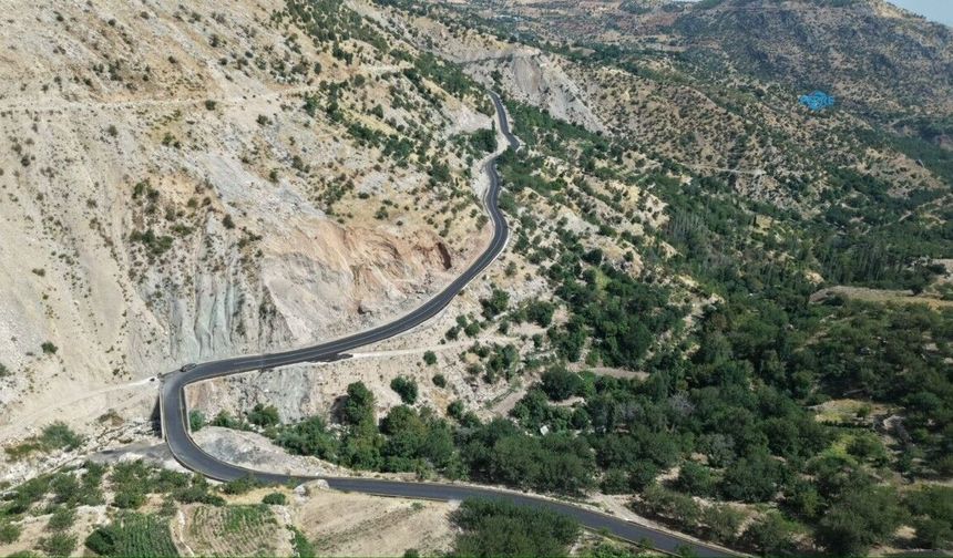 Adıyaman-Tut Kaşlıca Köyü'nde BSK asfalt çalışmaları tamamlandı