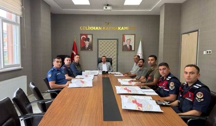 Çelikhan'da güvenlik ve doğa koruma toplantısı gerçekleştirildi