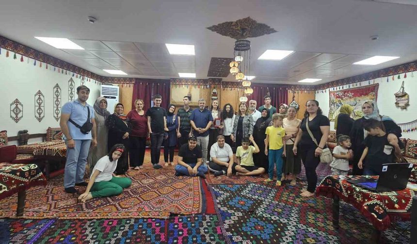 Otizmli bireyler ve ailelerine yönelik eğitim semineri düzenlendi