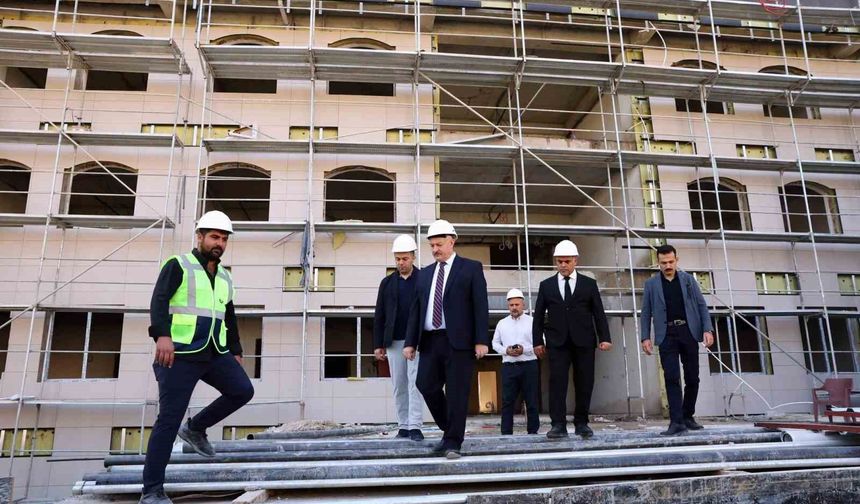 SGK İl Müdürlüğü yeni hizmet binasında çalışmalar sürüyor