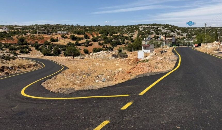 Besni'nin Oyratlı Köyü'nde BSK Asfalt Çalışmaları Tamamlandı