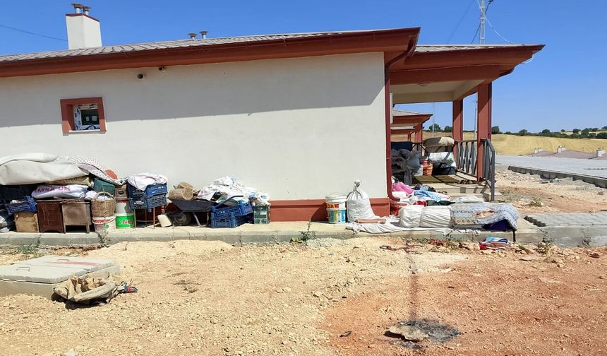 Şambayat TOKİ’de Dikkat Çeken Elektrik Sorunu