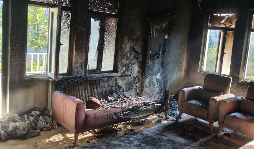 Adıyaman'da iki katlı binada yangın çıktı