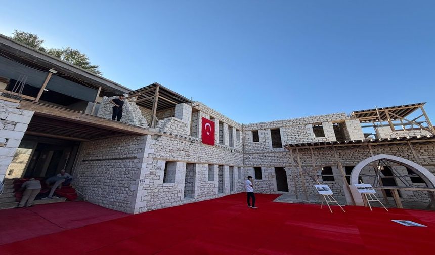 Adıyaman’da tarihî miras ayağa kaldırılıyor, kamu binaları yenileniyor