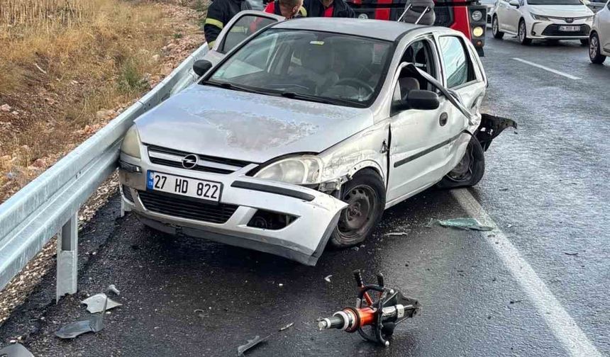 Adıyaman'da dört araç zincirleme kaza yaptı: 4 yaralı