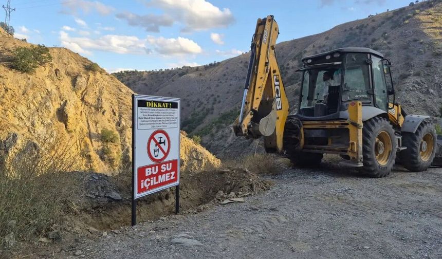 Çelikhan'da vatandaşlara mineralli suyu tüketmeyin uyarısı