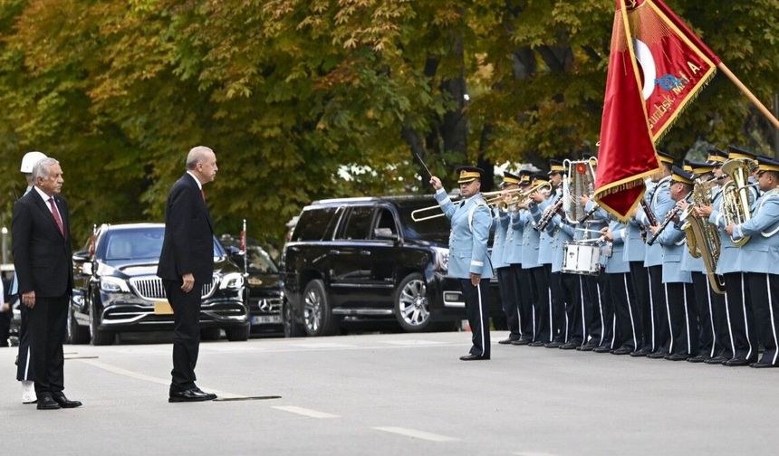 Cumhurbaşkanı Erdoğan: 'Kolları sıvamak herkes için gerçek bir samimiyet sınavıdır'