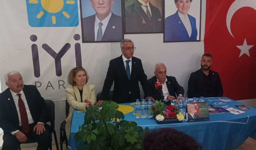Fakıbaba, İYİ Parti'den ve milletvekilliğinden istifa etti